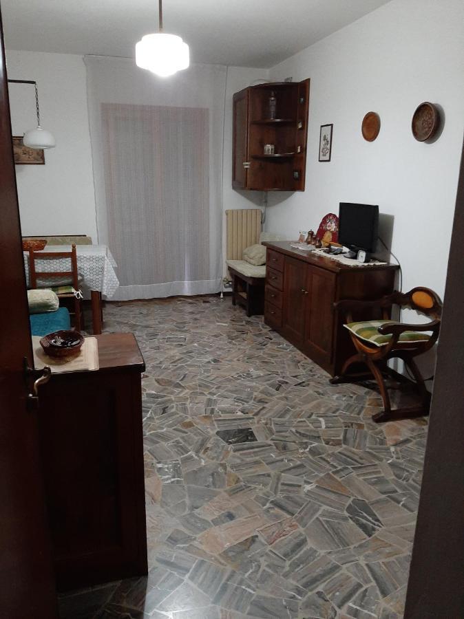 Bilocale A Piazza Brembana Apartment Exterior photo